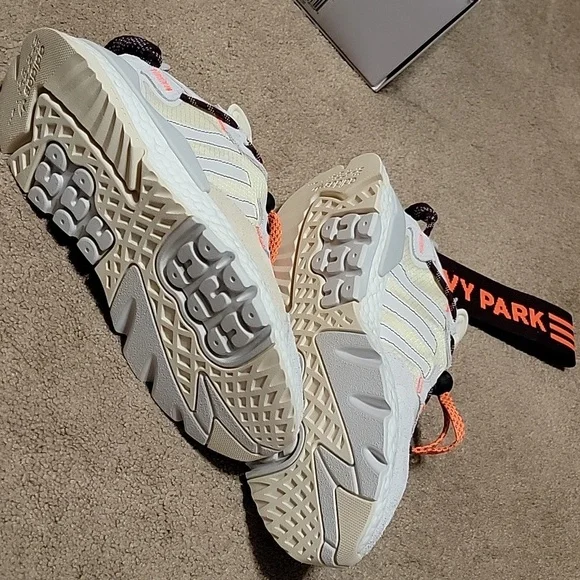 NEW IN BOX ADIDAS X IVY PARK NITE JOGGER - Picture 4 of 5